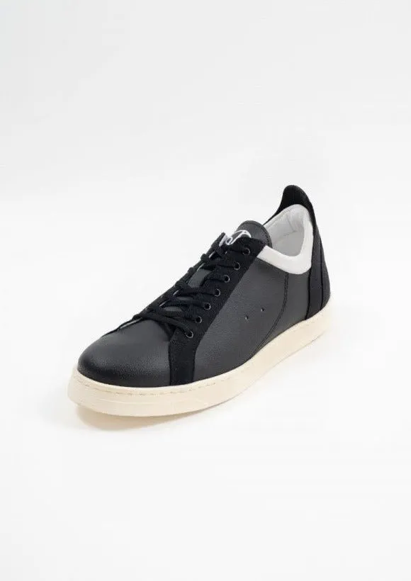 Borås Classic Sneakers in Oyster