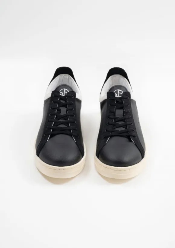 Borås Classic Sneakers in Oyster