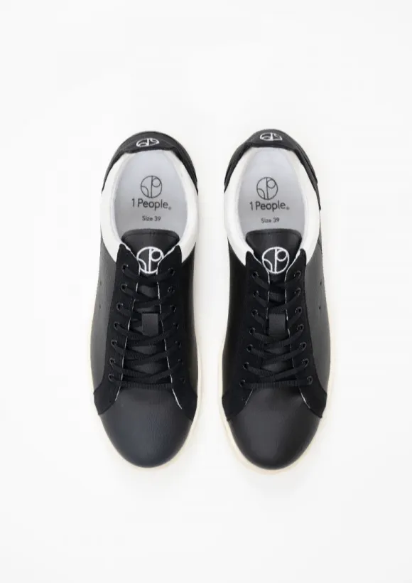Borås Classic Sneakers in Oyster