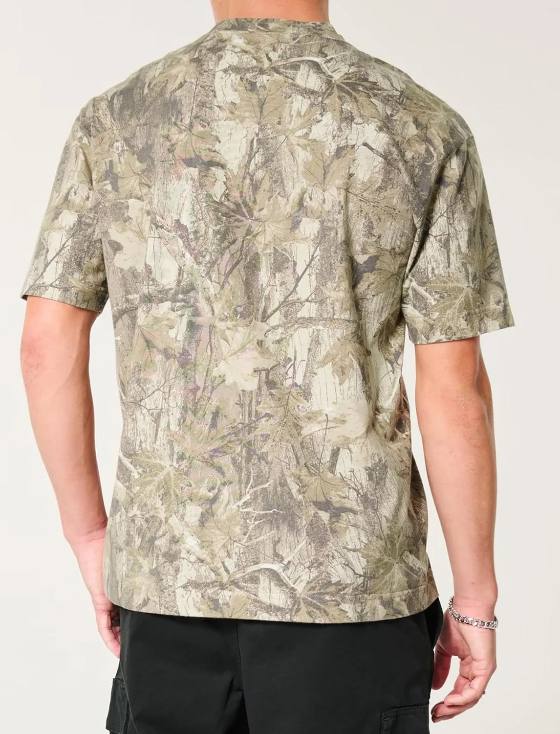 Camo Oversized Tee Shirt for Women Men Short Sleeve Crew Neck T-Shirts Maple Leaf Print Baggy Streetwear Shirt
