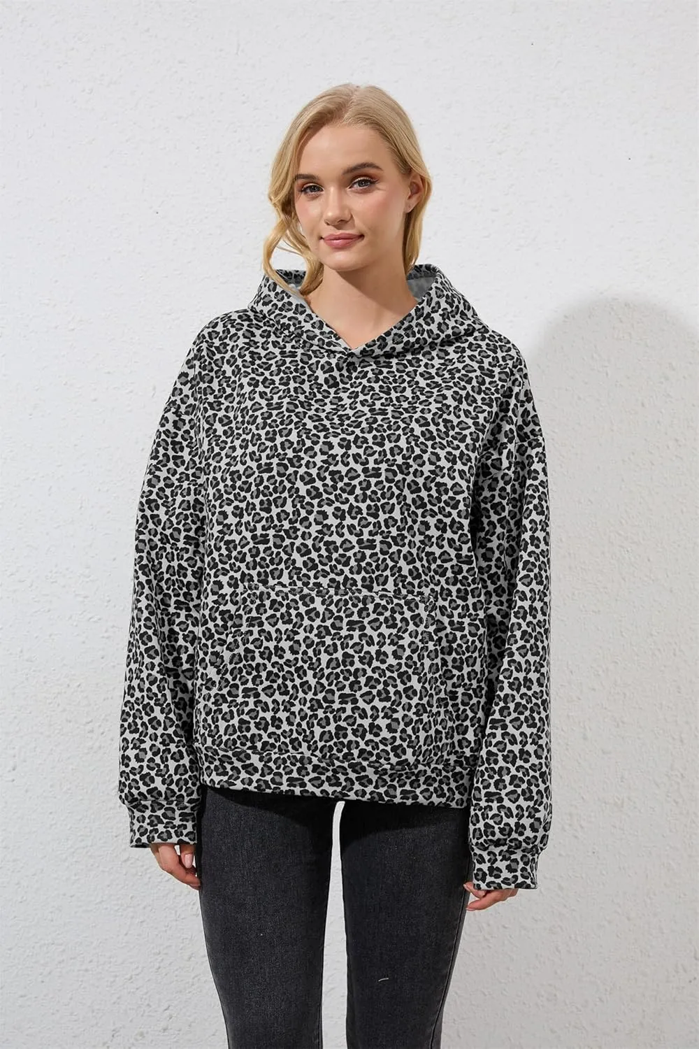 Leopard Print Oversized Hoodie for Men Women Cheetah Graphic Printed Hooded Sweatshirts Streetwear Pullover Hoodies