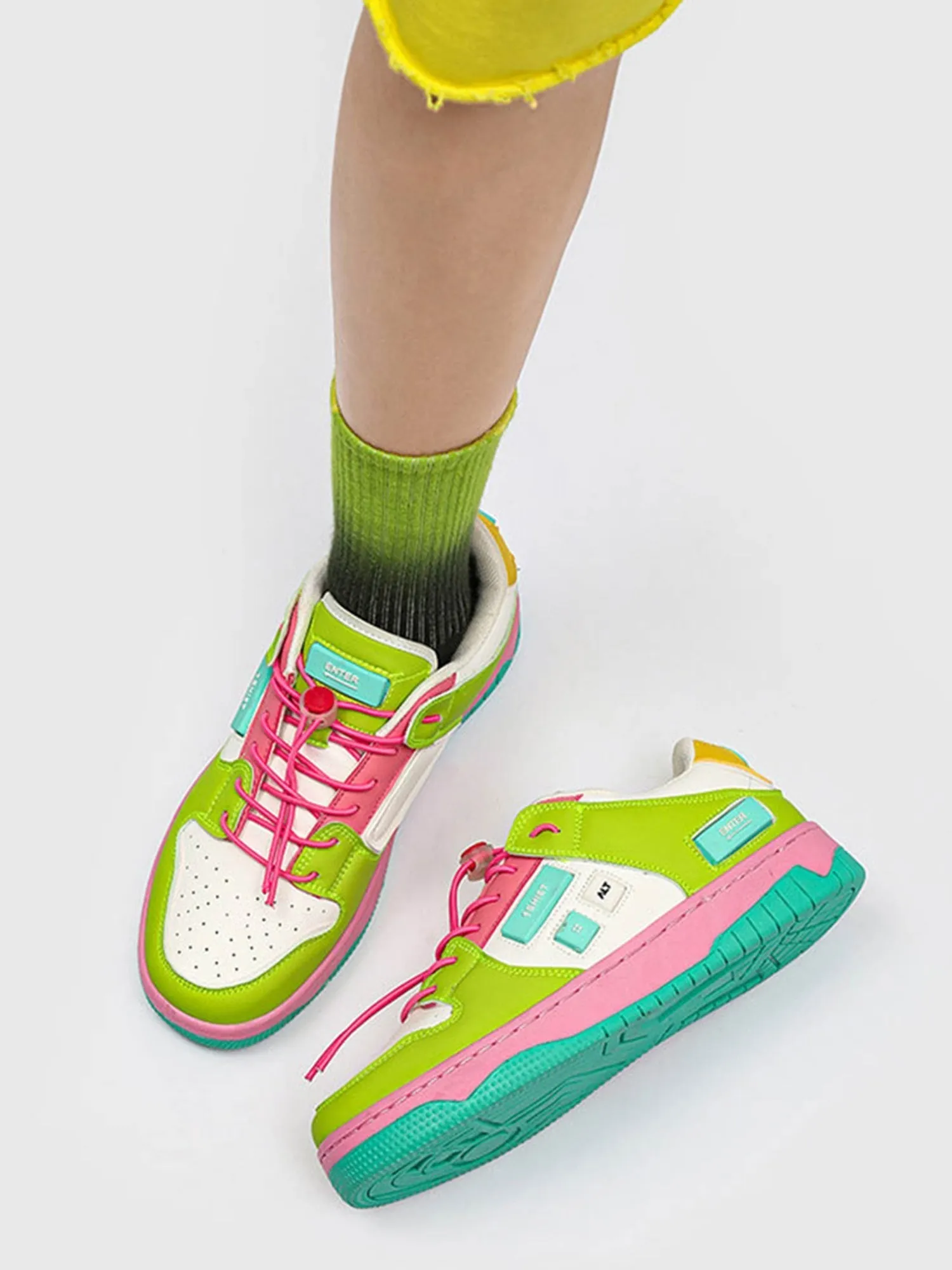Sneakerhill High Street Skate Shoes