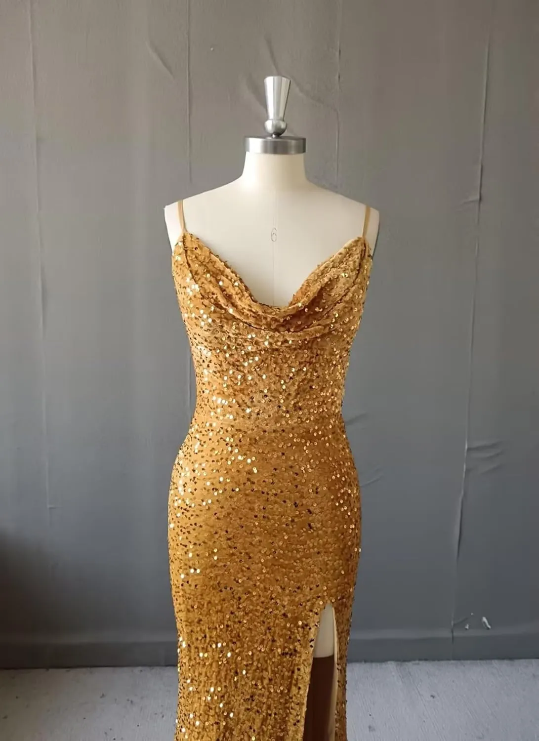 Sparkly Sequin Mermaid Prom Dresses for Women Spaghetti Straps Cowl Neck Long Formal Evening Ball Gowns with Slit