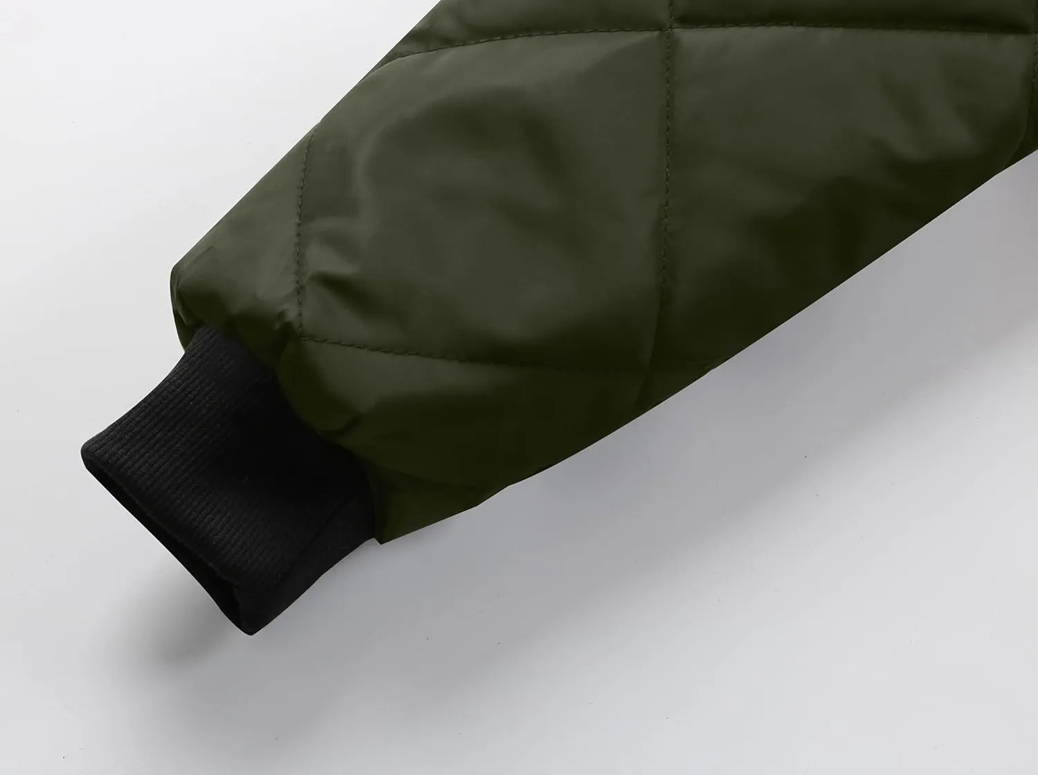 utcoco Mens Quilted Jacket Stand Collar Zip Up Casual Lightweight Down Jacket Winter Coat